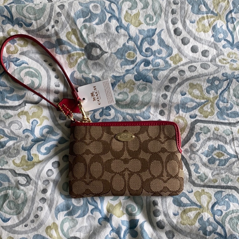 Brand new - Coach wristlet